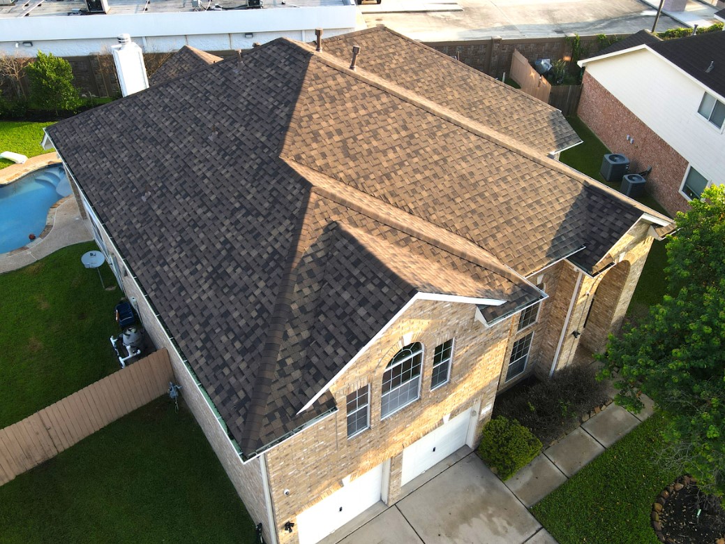 choosing the right roof for your home in Houston